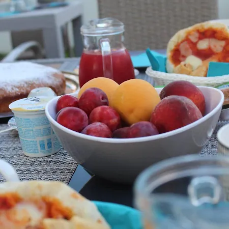 Costeras Vendégház 3*